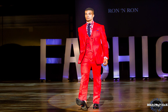PHOTOGRAPHER